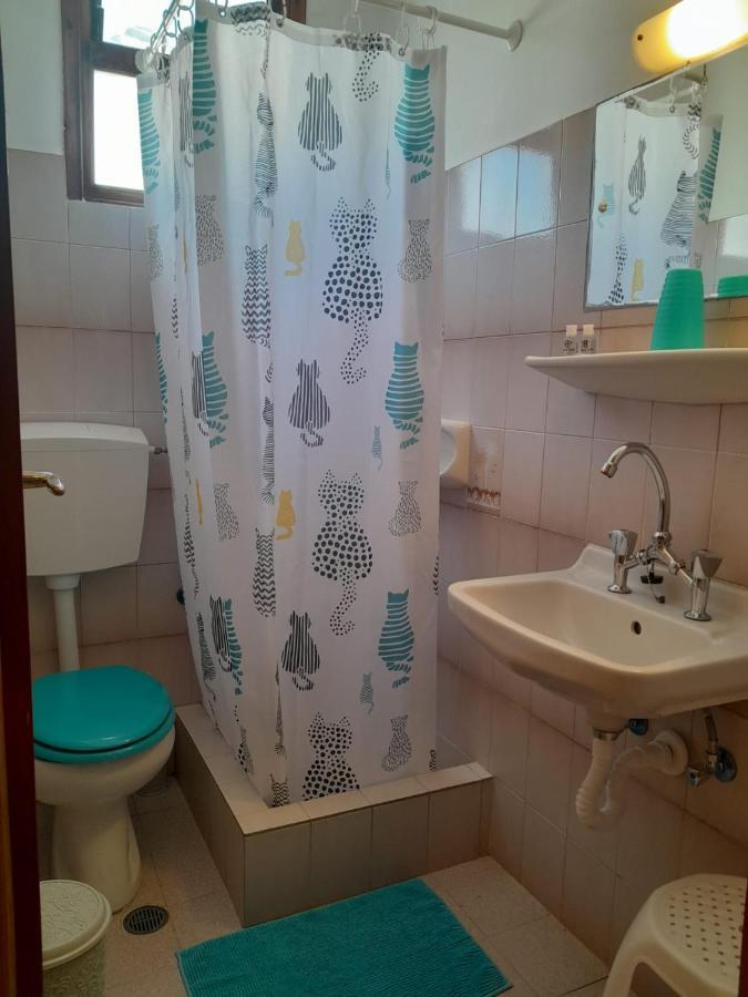 Artemis Rooms Agia Marina  Exteriör bild